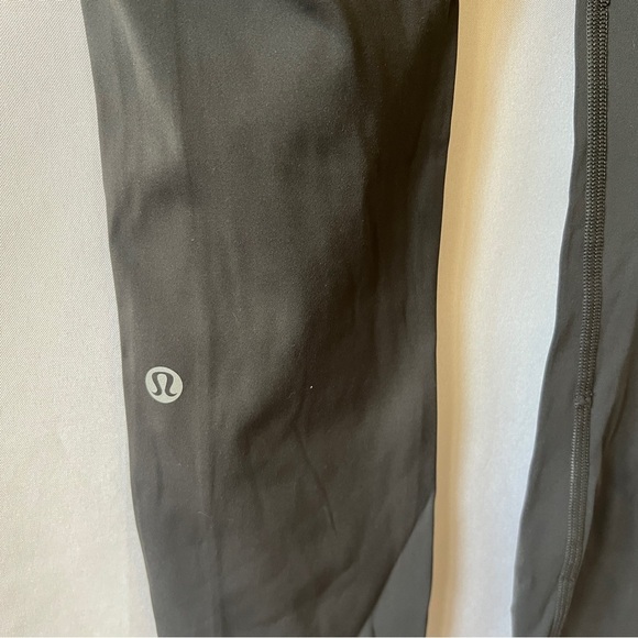 LULULEMON POWER THRU HI RISE TIGHT LEGGING 4 GRAY DROP IN POCKETS RAW LEG HEM - Picture 7 of 12